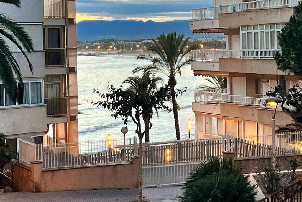 Azul 2 Bedroom Apartment In Salou Tarragona Exterior photo