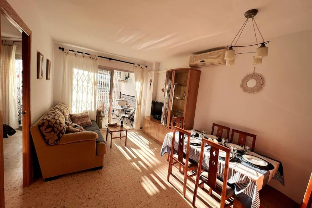 Azul 2 Bedroom Apartment In Salou Tarragona Exterior photo